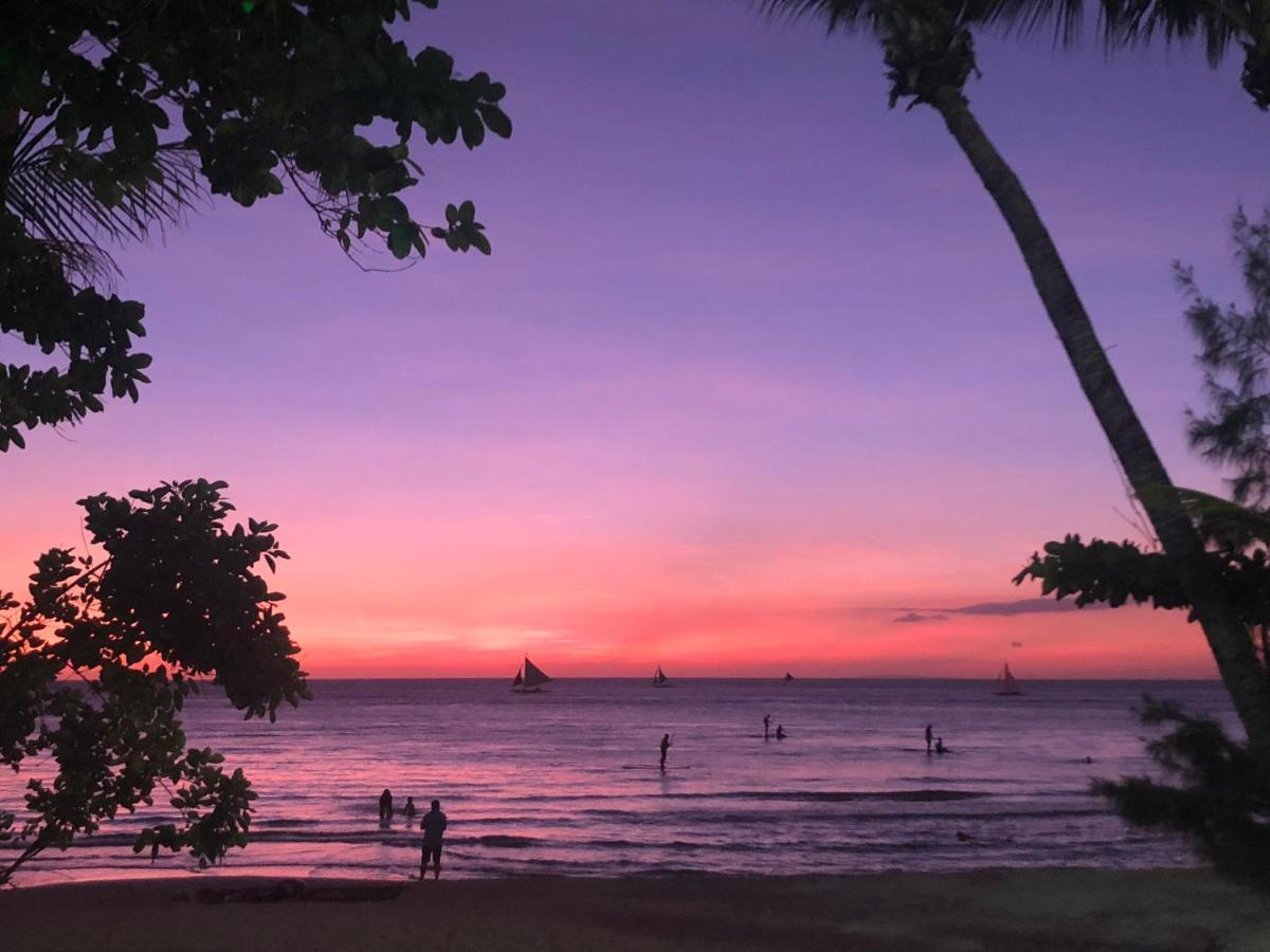White Shamrock Beach Hotel Balabag  Ngoại thất bức ảnh